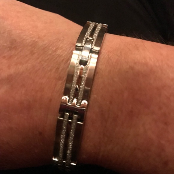 🎄8.5 inch Stainless Steel bracelet with tag New🌟 - Picture 2 of 7
